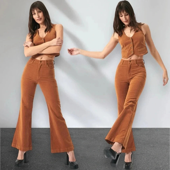 ROLLA’S EASTCOAST CROP FLARE High Rise Flare in Tan Corduroy Size 32 - Picture 3 of 14